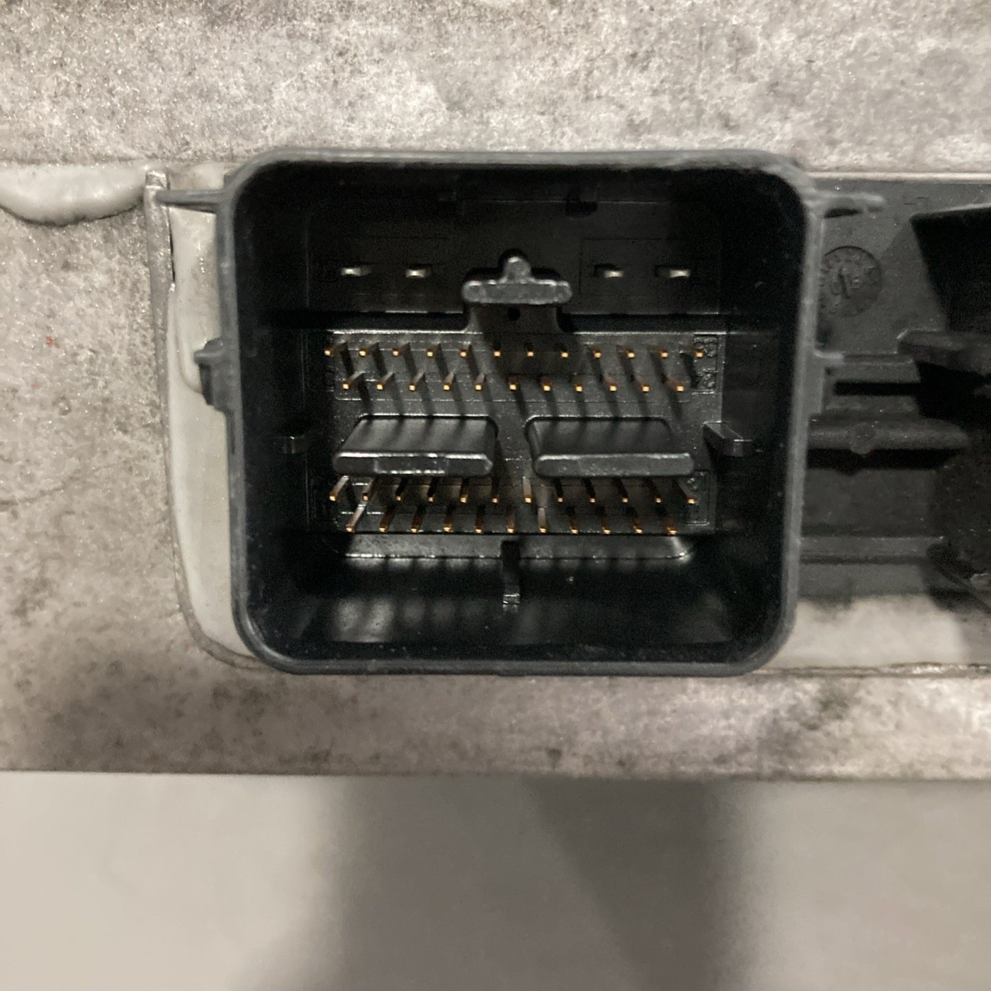 2006 Ford Mustang 4.0L ECU/ECM 6R3A-12A650-TA