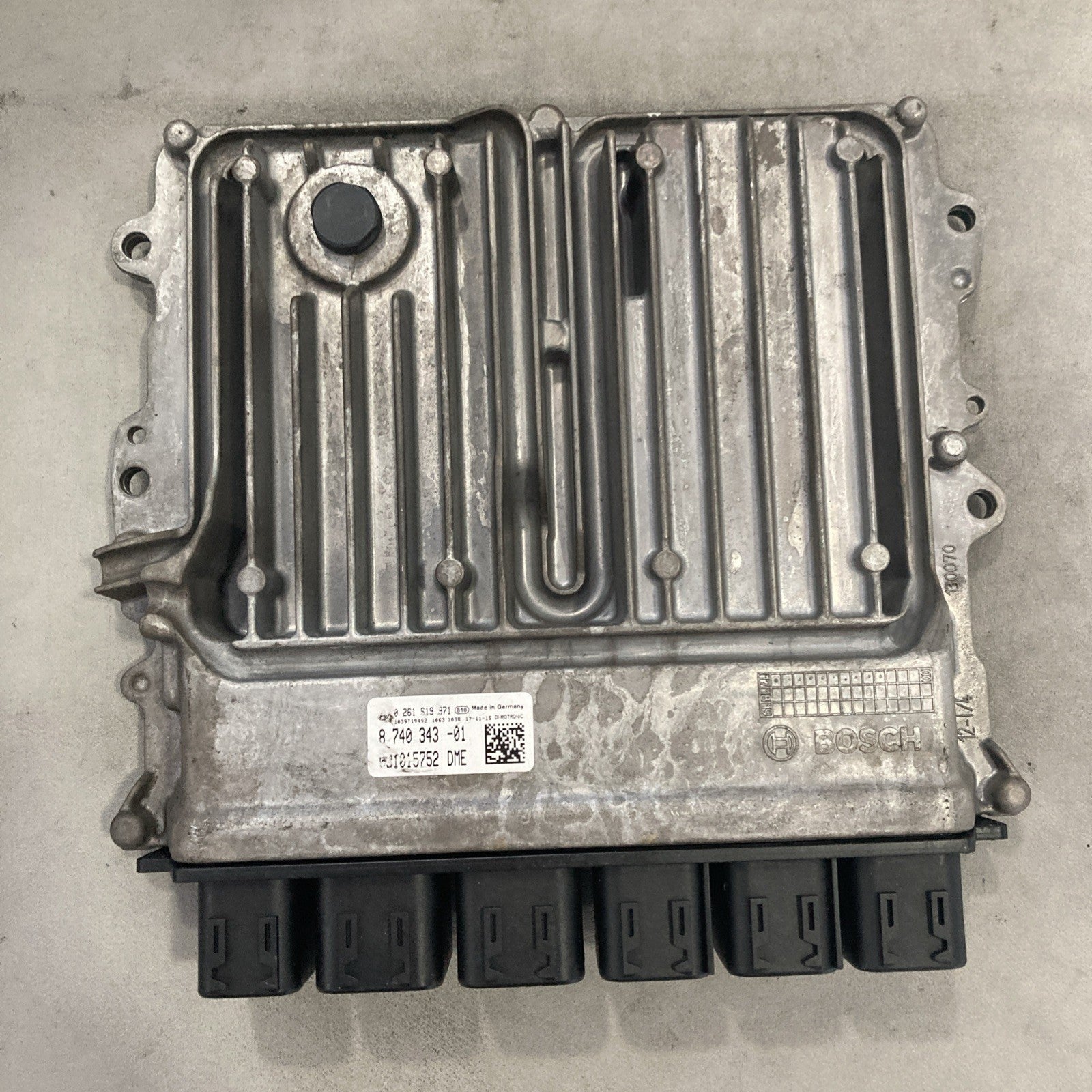 2017-2019 BMW 430i ECU/ECM 8 740 343 -01