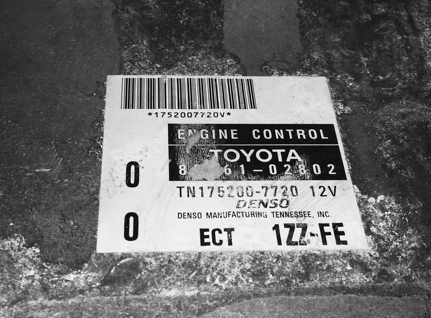 2001-2002 Toyota Corolla ECU 89661-02802