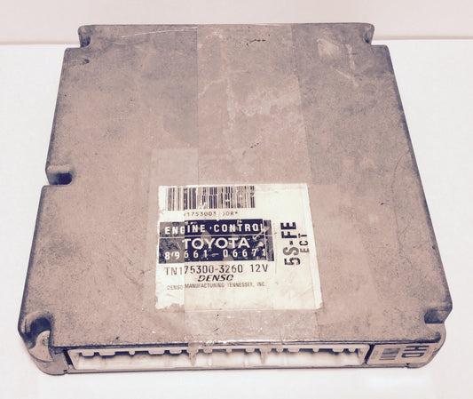 1999 Toyota Camry ECU 89661-06671