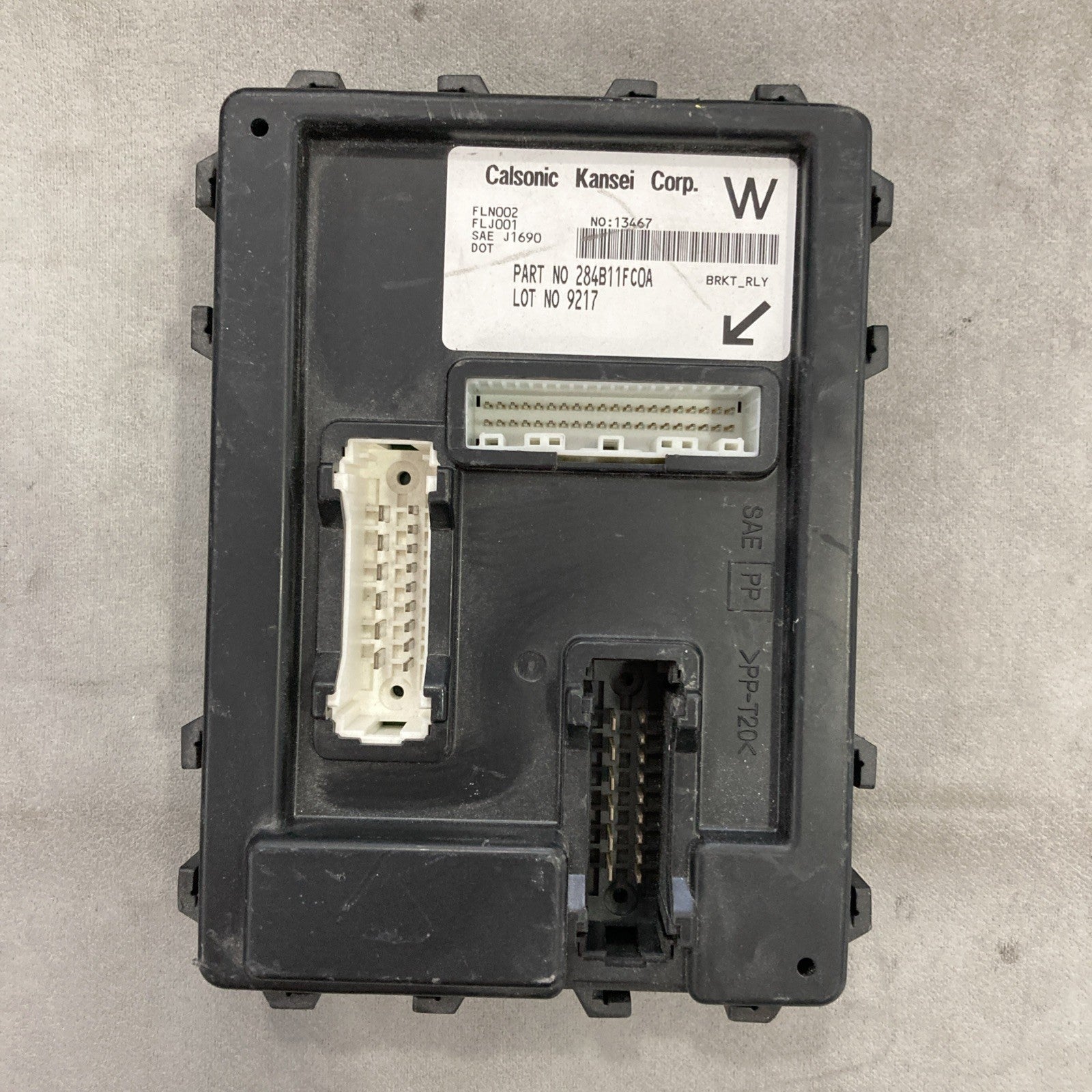 2009 Nissan Cube Body Control Module 284B11FC0A