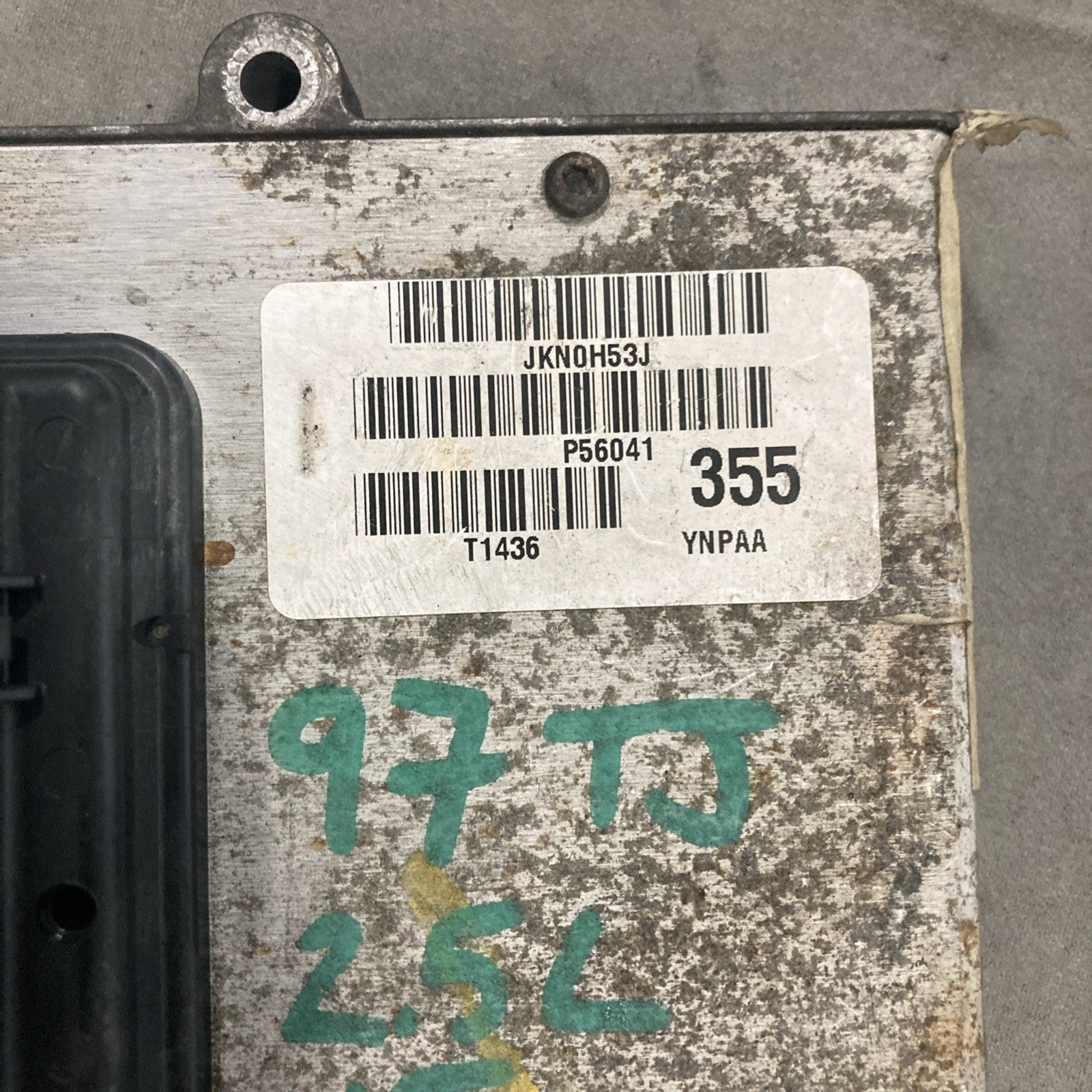 1997 Wrangler 2.5L ECU/ECM P56041355
