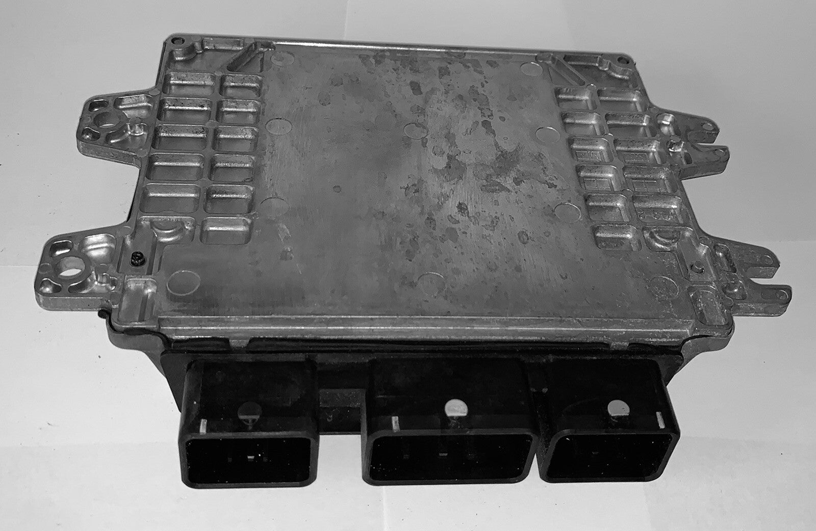 2011 Nissan Versa ECU MEC901-290 B1