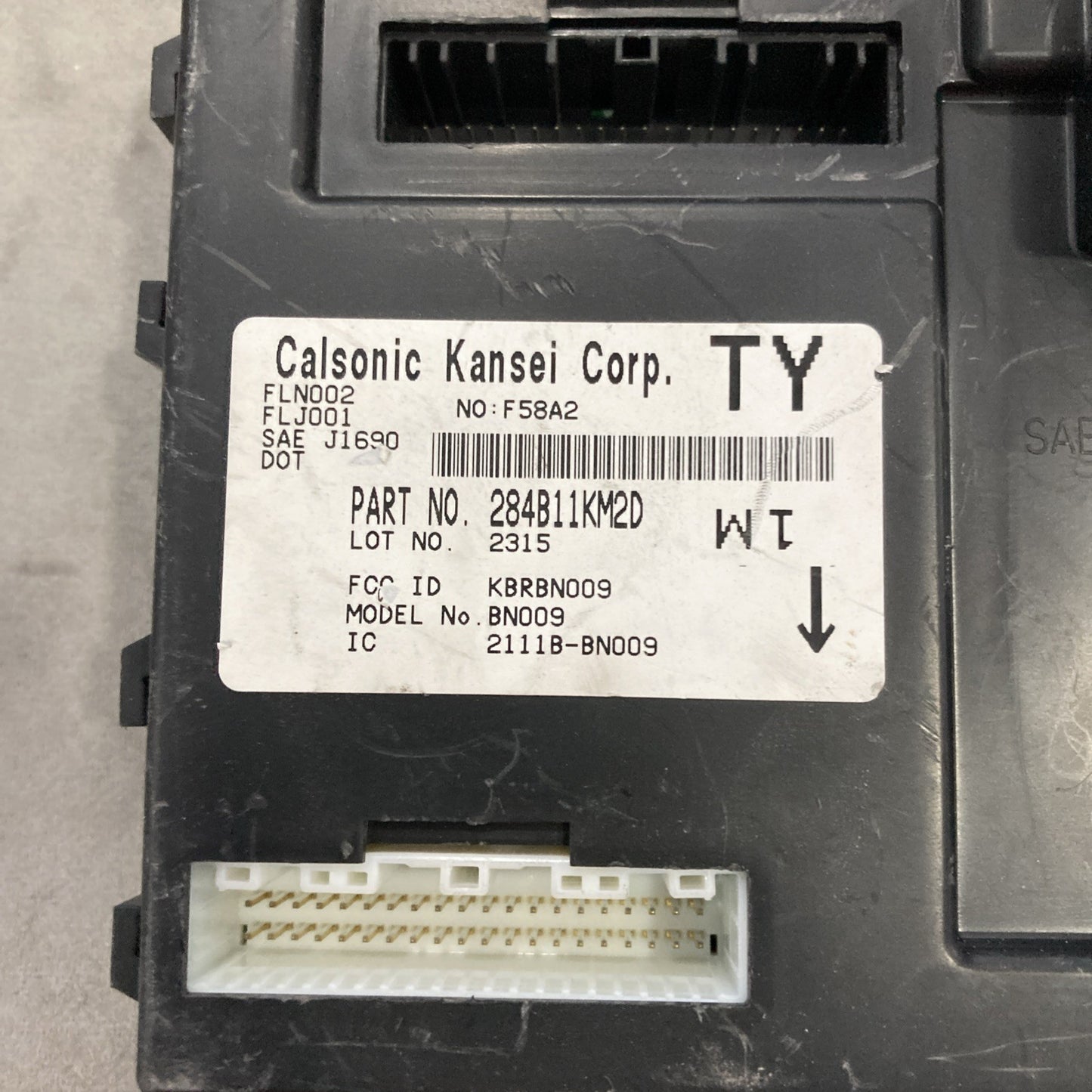 2011-2013 Nissan Juke Body Control Module 284B11KM2D