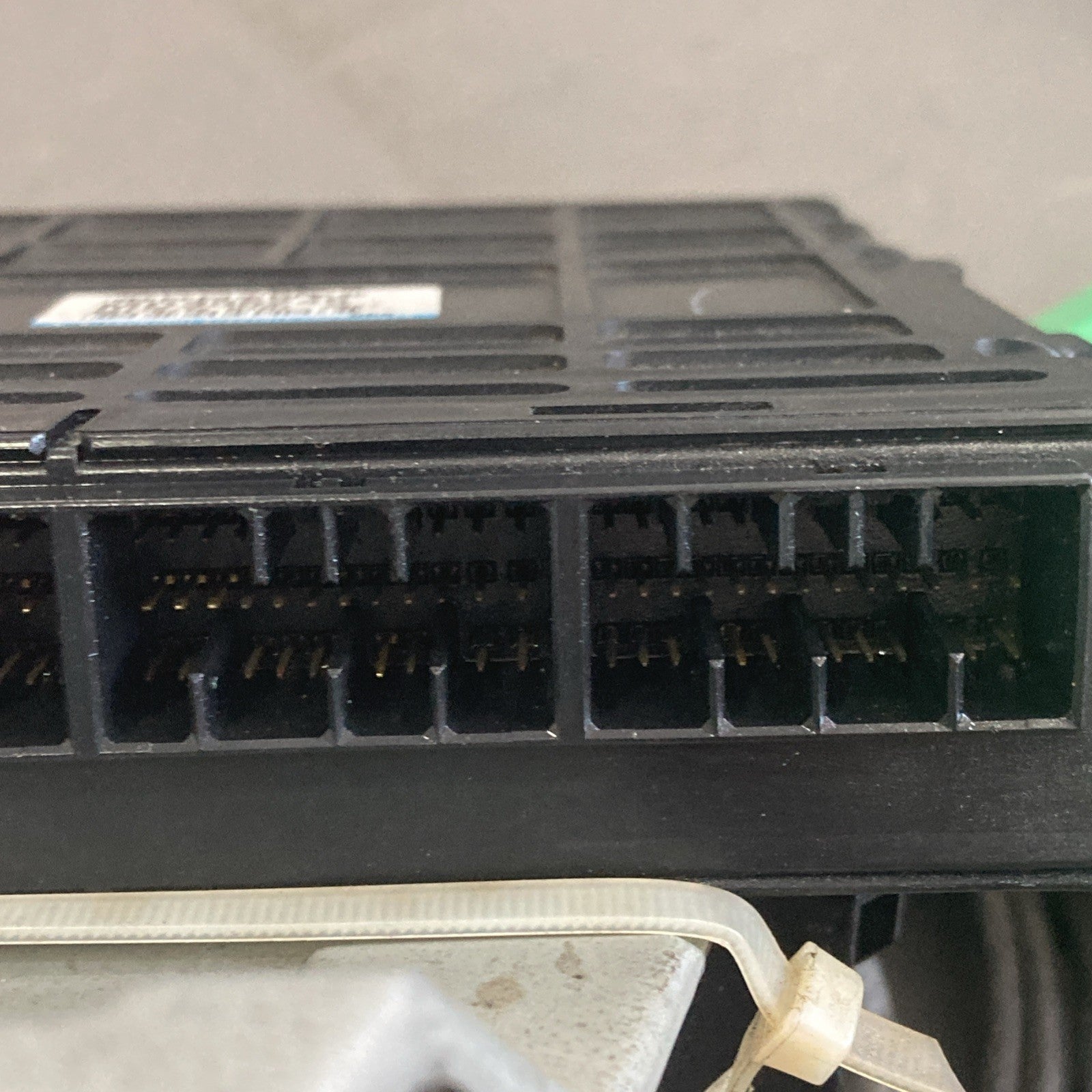 1999 Mitsubishi Galant ECU/Lock Cylinder/Key MD355245