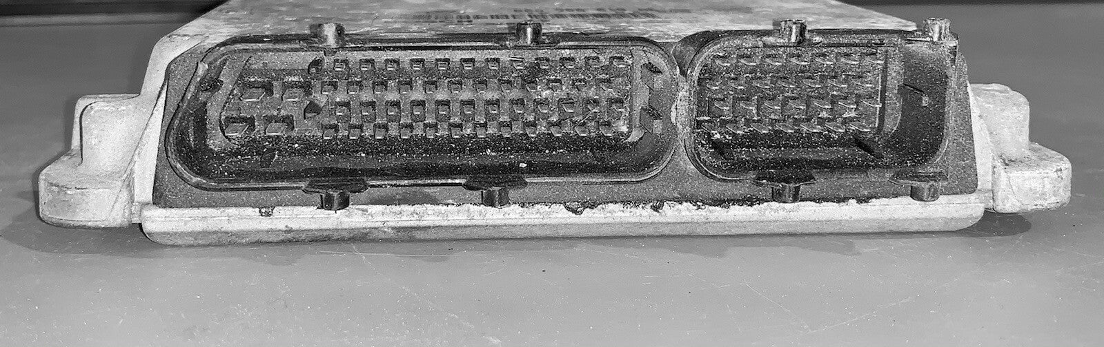 1999 VW Beetle ECU 06A 906 018 AE