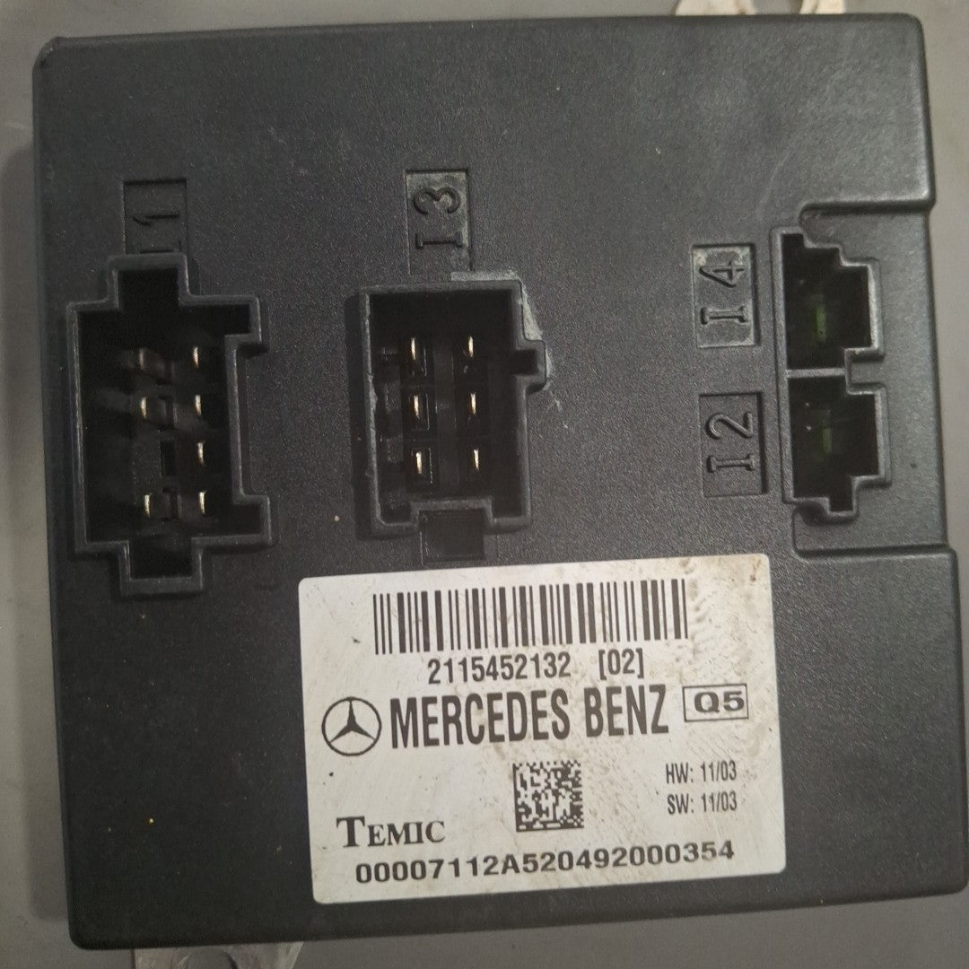 2001-2003 Mercedes W211 E350 E500 CLS500 Body Control Module Unit 2115452132