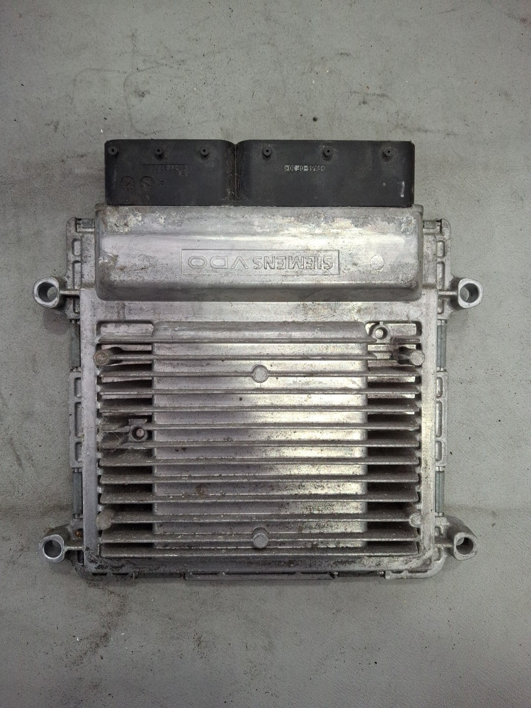 Dodge Caliber ECM/ECM P05094943