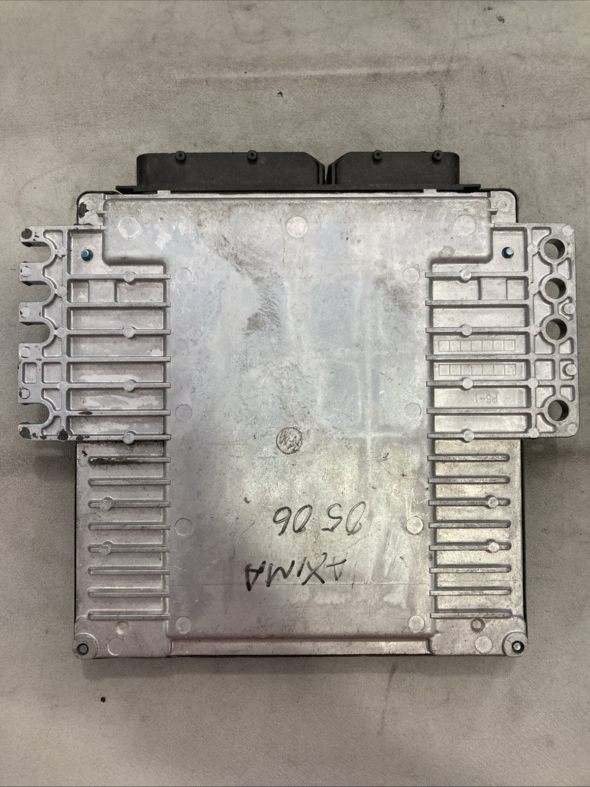 2004-2005 Nissan Maxima ECU/ECM A56-X93 ZZ1