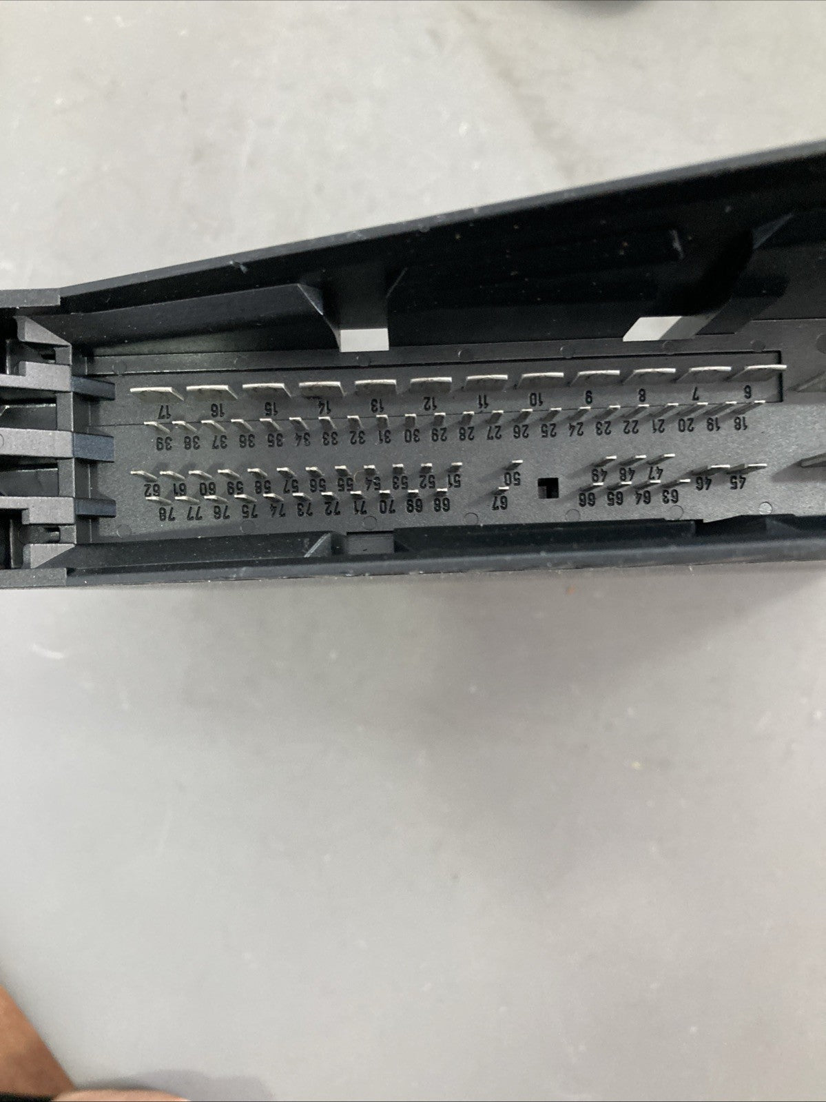 1996-1997 Mercedes E320 Body Control Module 210 830 39 26