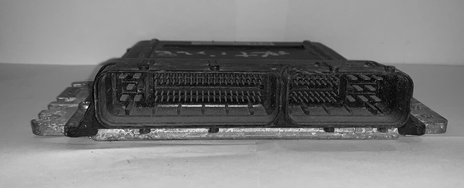 2005 Nissan Altima ECU MEC35-523 A1