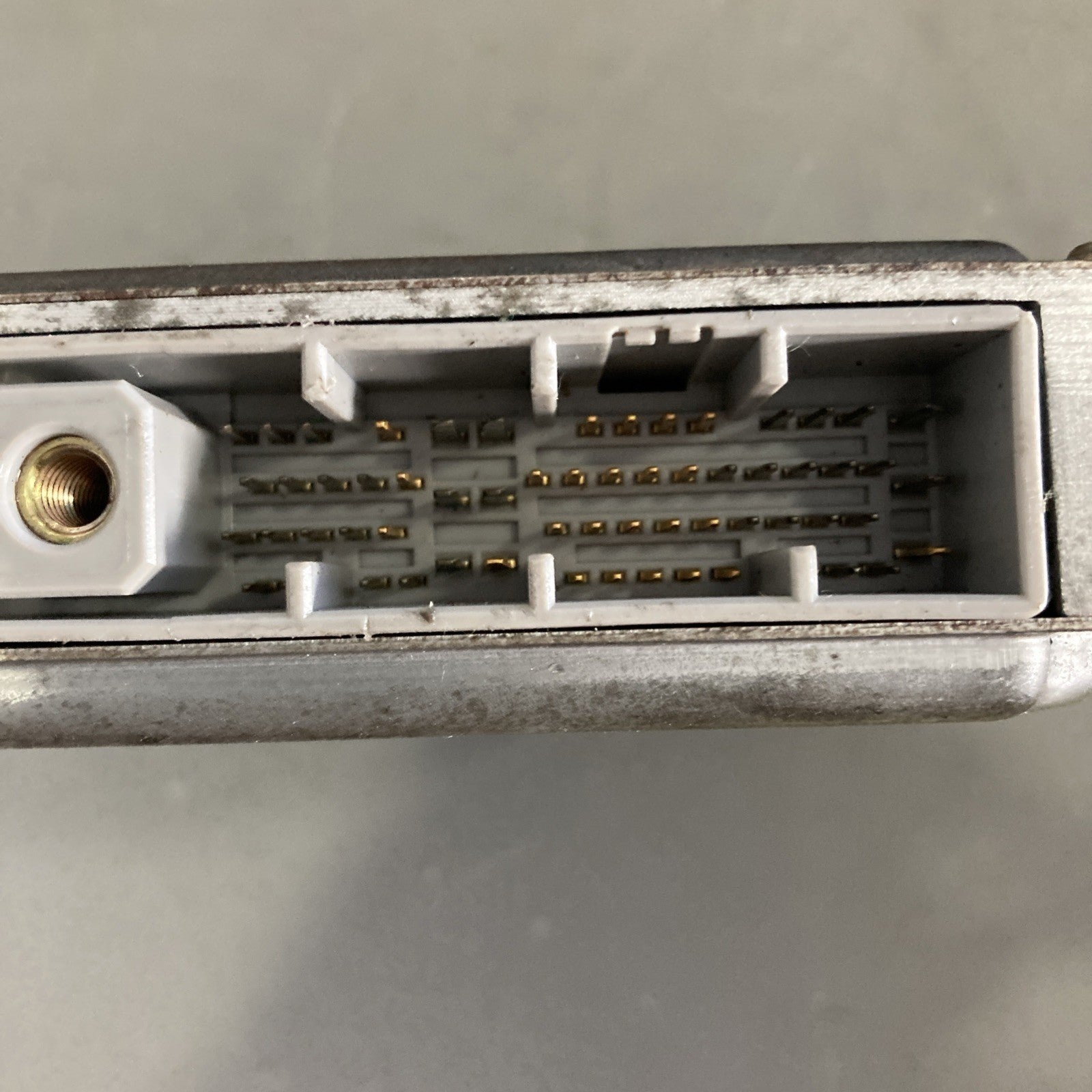 2000 Nissan Frontier 3.3L ECU/ECM MECM-W706
