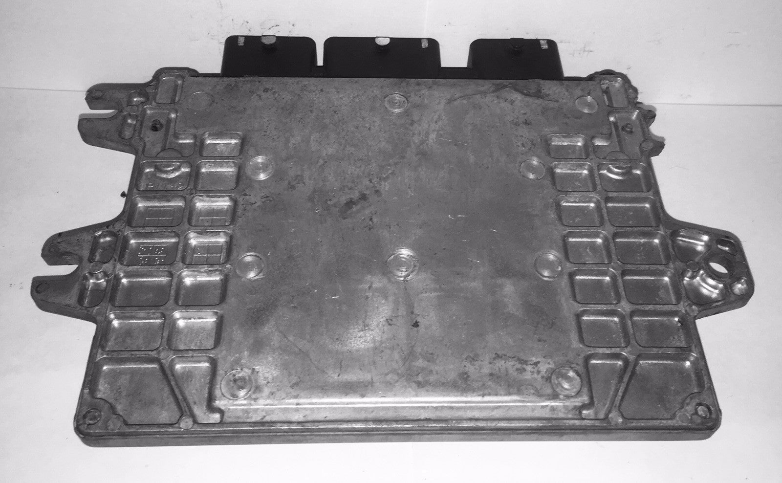 2009 Nissan Versa ECU MEC900-560 B1