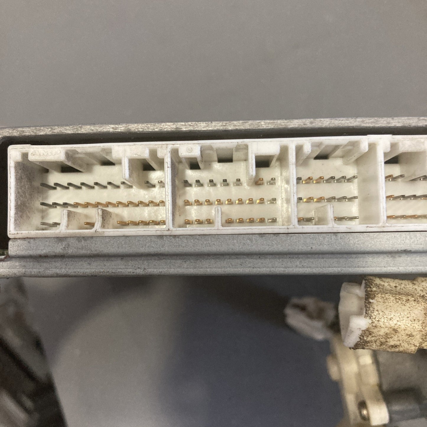 1999 Lexus LS400 ECU/Lock Cylinder/ Key 89661-50501