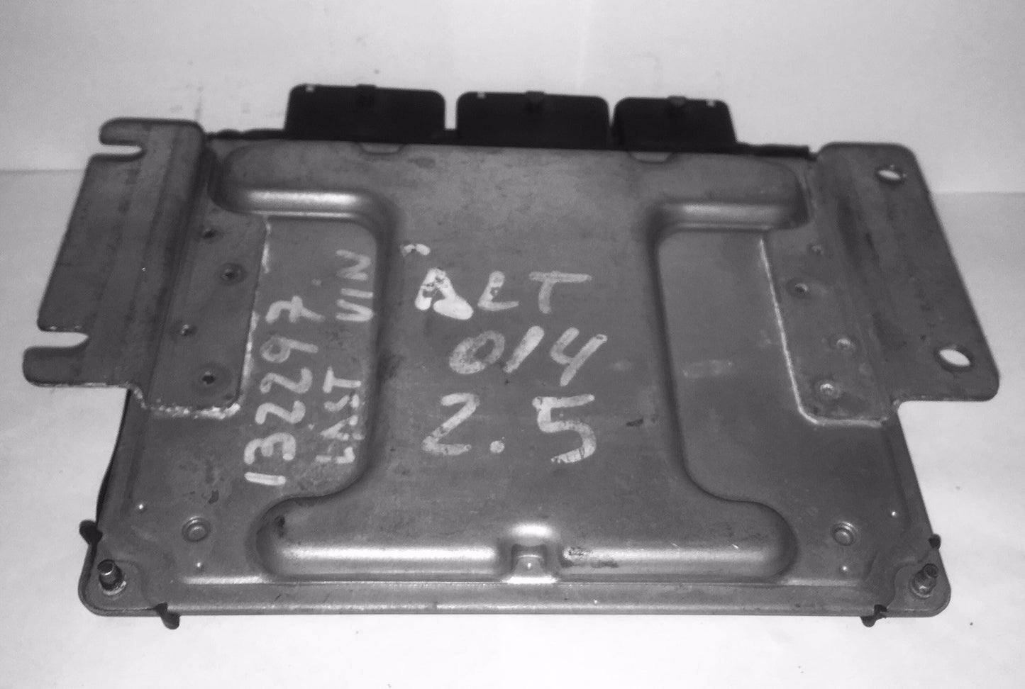 2013 2014 Nissan Altima ECU BEM400-300 A1 NEC008-42