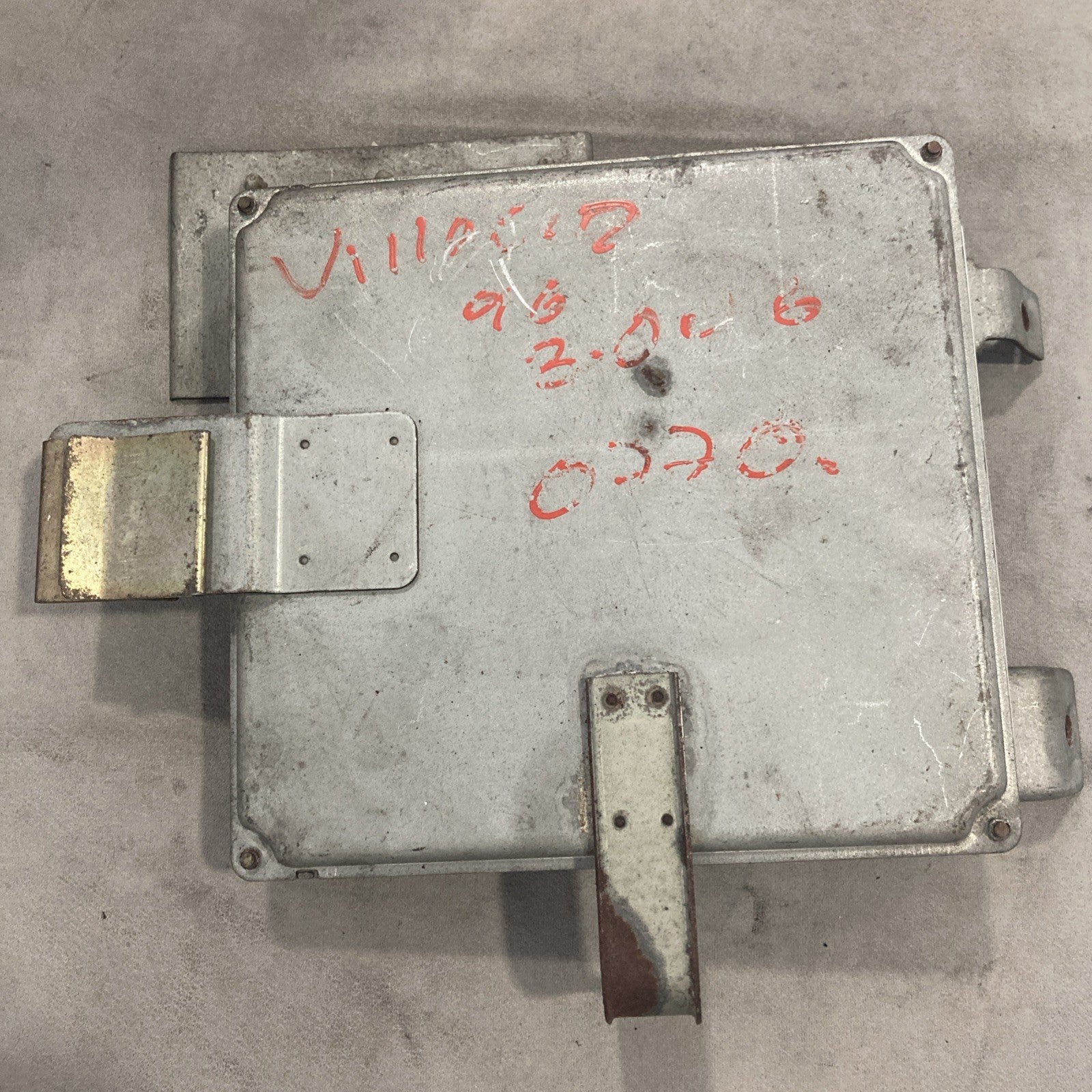 1996 Nissan Villager ECU/ECM MECM-C400 G4