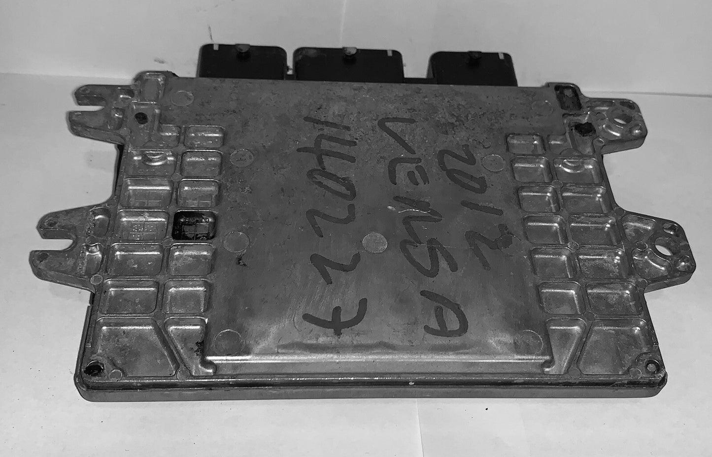 2012 Nissan Versa ECU MEC910-041 A1