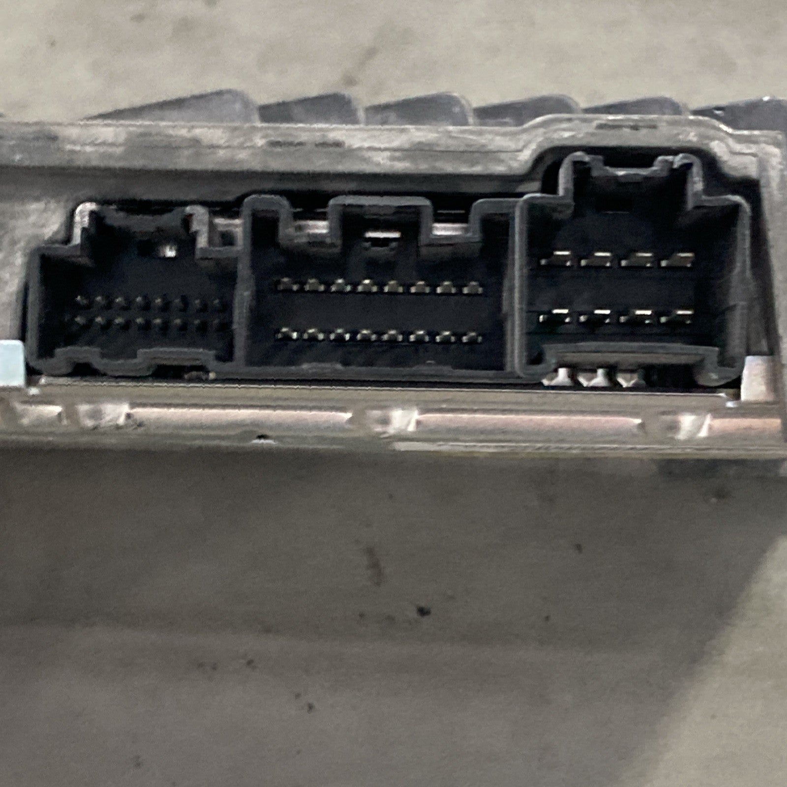 2015-2020 Chevrolet Tahoe BOSE Audio Amplifier 23183708