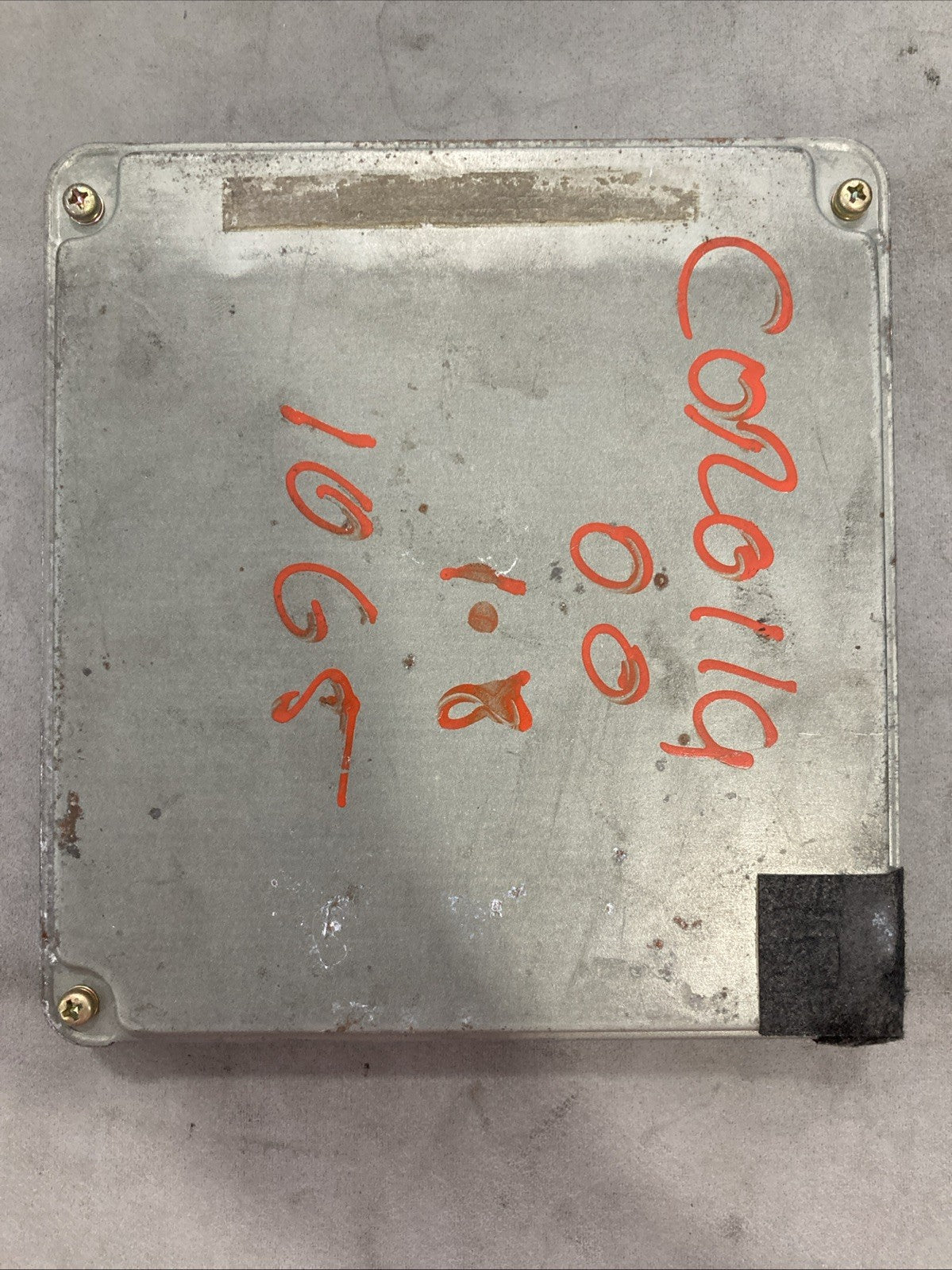 1999-2000 Toyota Corolla ECU/ECM 89661-02621