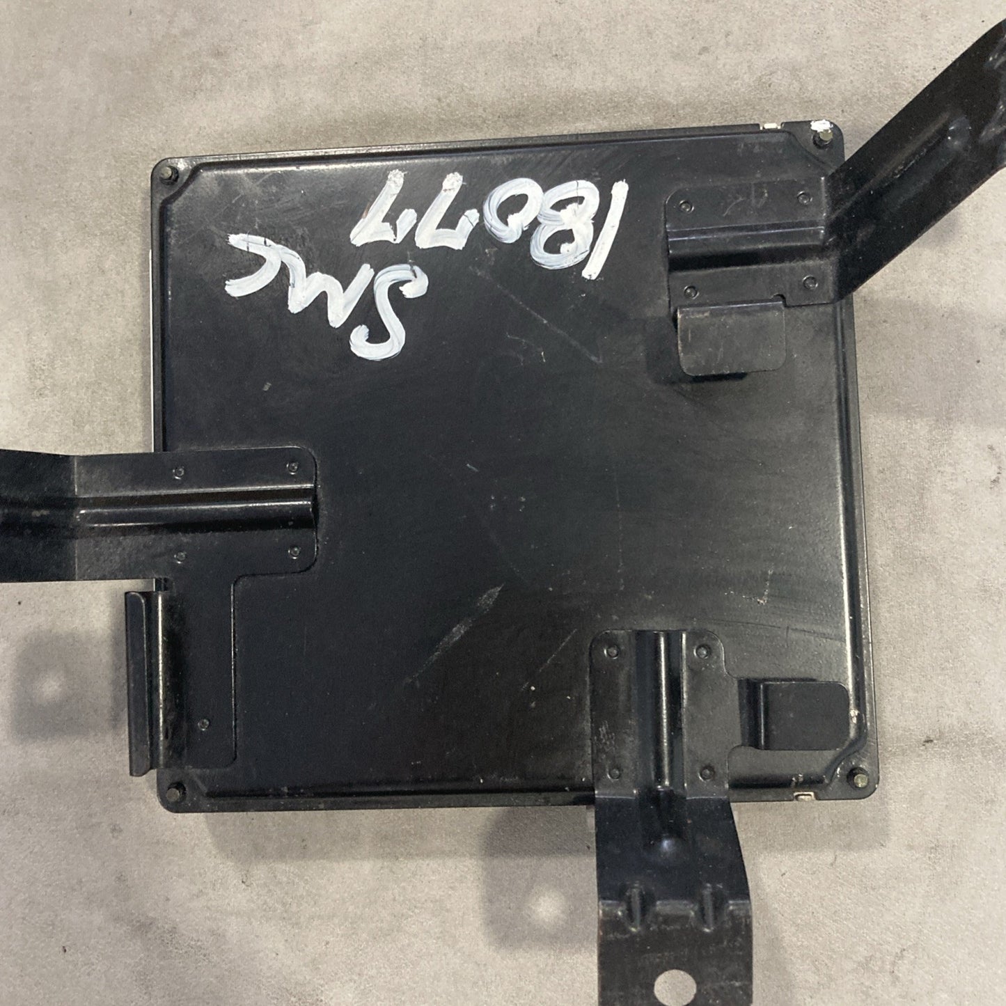 1996-1997 Nissan D21 Hardbody 2.4L ECU/ECM MECM-B123 A1
