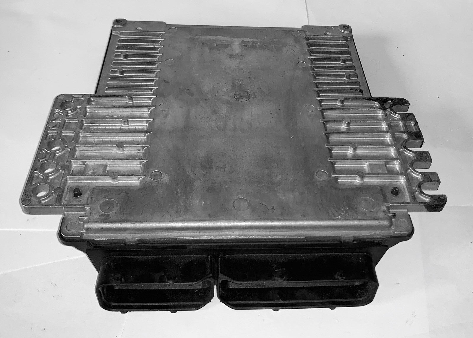 2004-2005 Nissan Maxima ECU A56-X72 ZY5