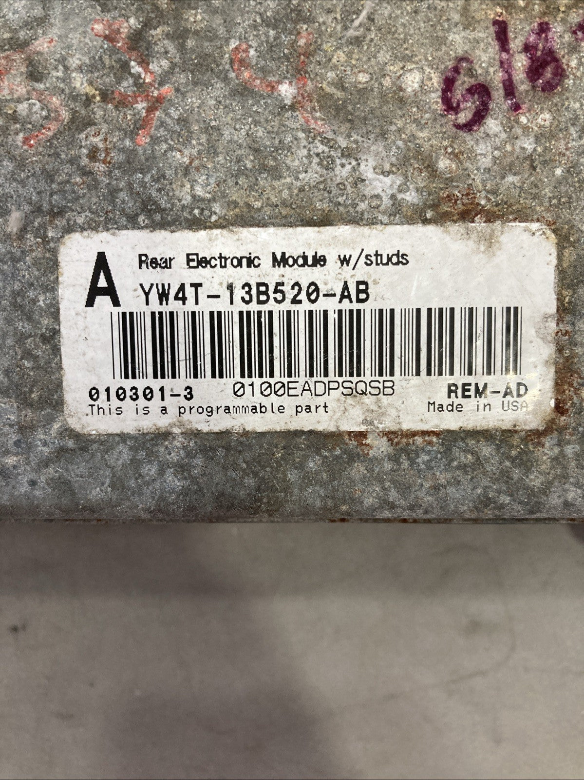 2000-2002 Lincoln LS Rear Electron Module YW4T-13B520-AB