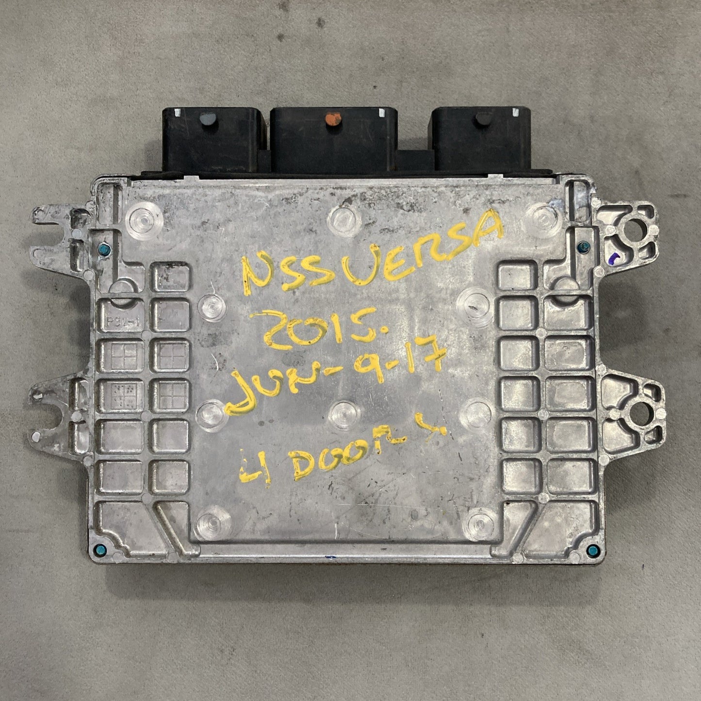 2014-2018 Nissan Versa ECU/ECM BEM332-300 A2 6511C