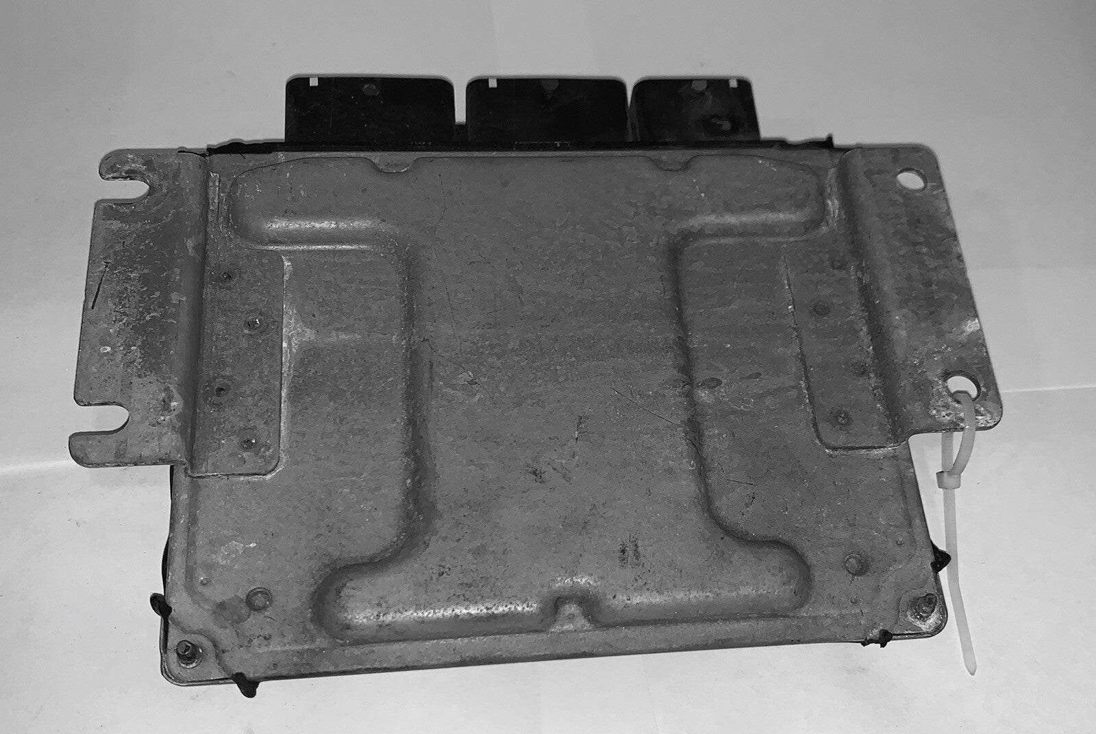 2013-2014 Nissan Altima ECU BEM400-300 A1 NEC007-069