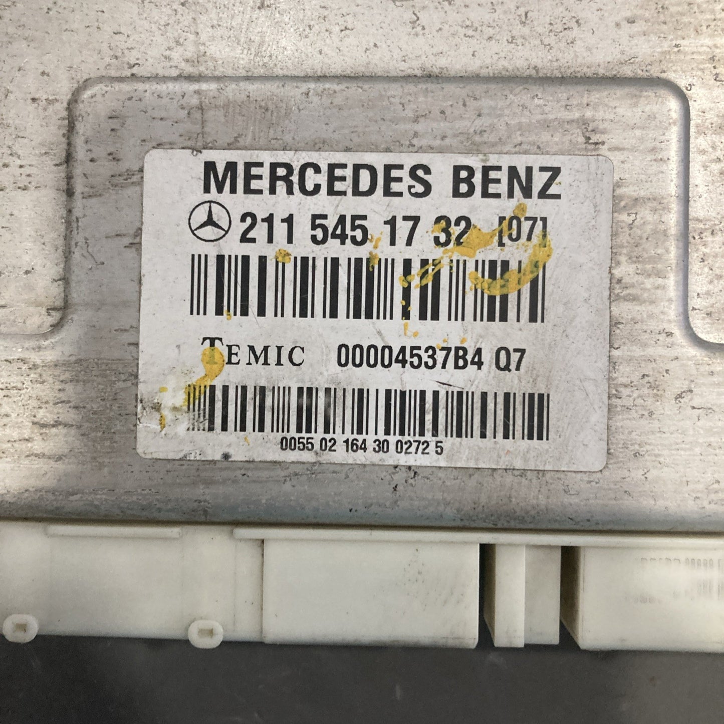 2003-2006 Mercedes-Benz E500 Suspension Control Module 211 545 17 32