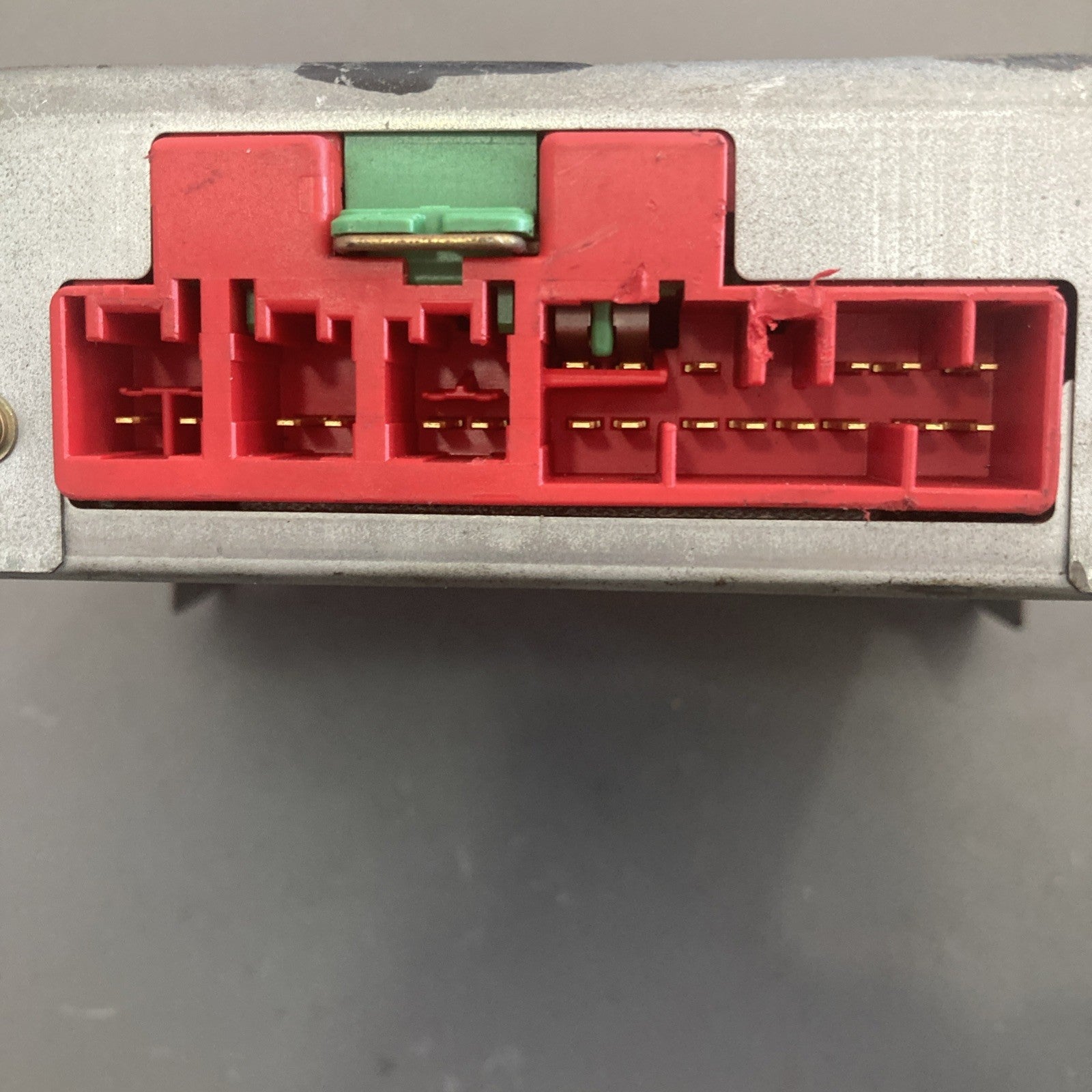 1994 Mitsubishi Montero SRS Bag Control Module MB942715