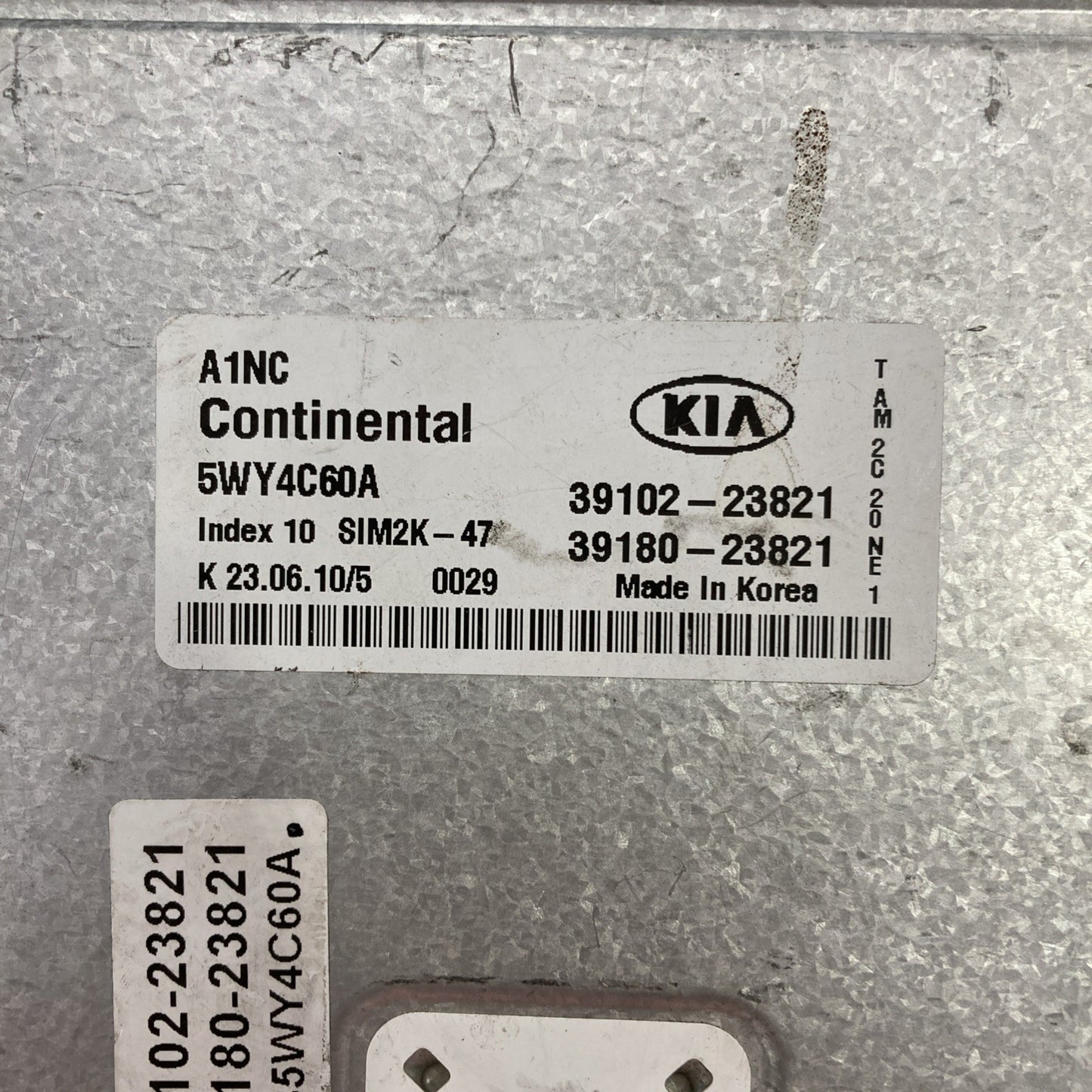 2011 Kia Soul ECU/ECM 39102-23821