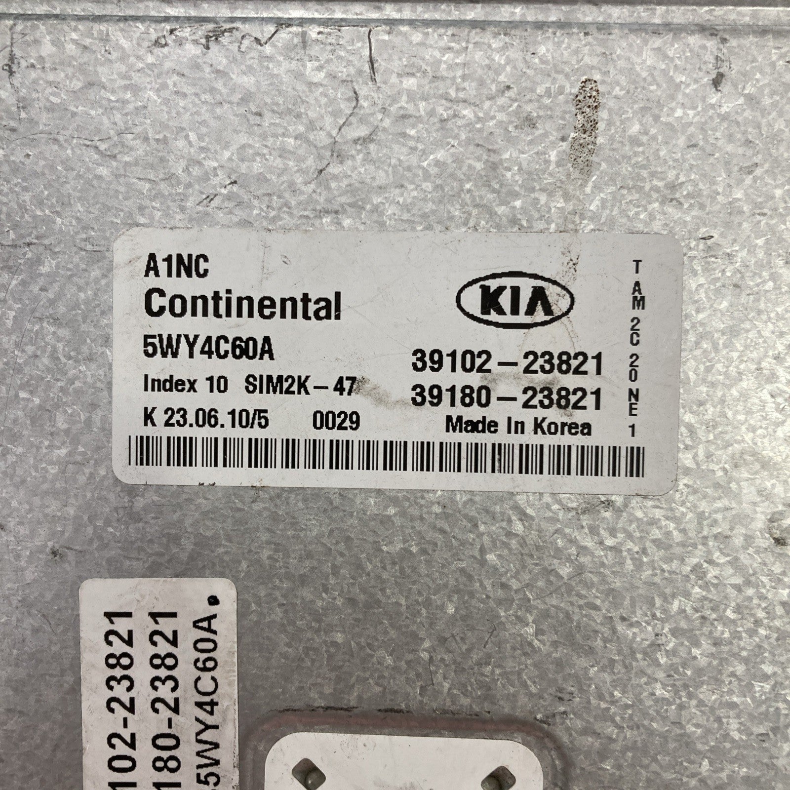 2011 Kia Soul ECU/ECM 39102-23821