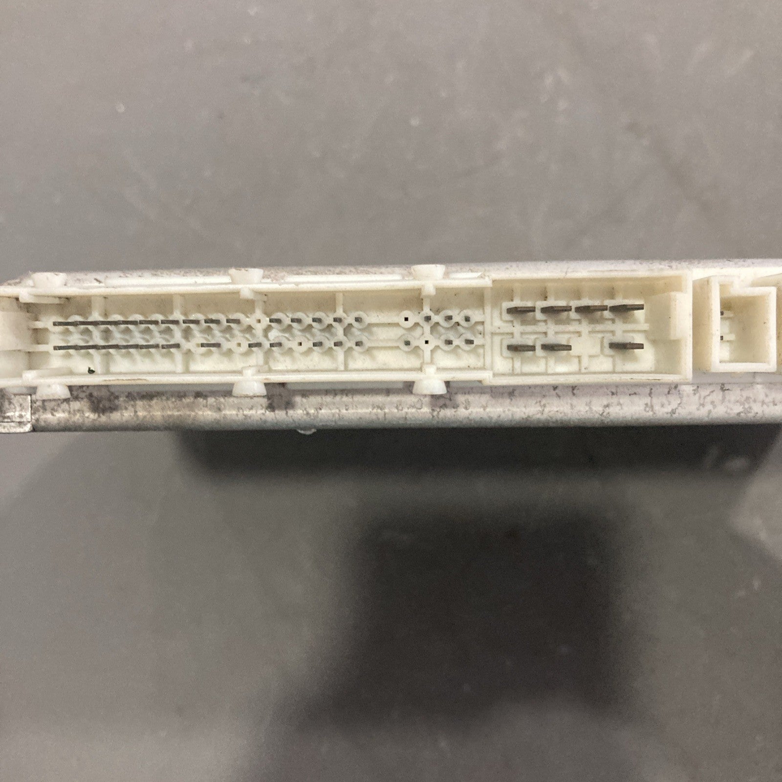 2003-2006 Mercedes-Benz E500 Suspension Control Module 211 545 17 32