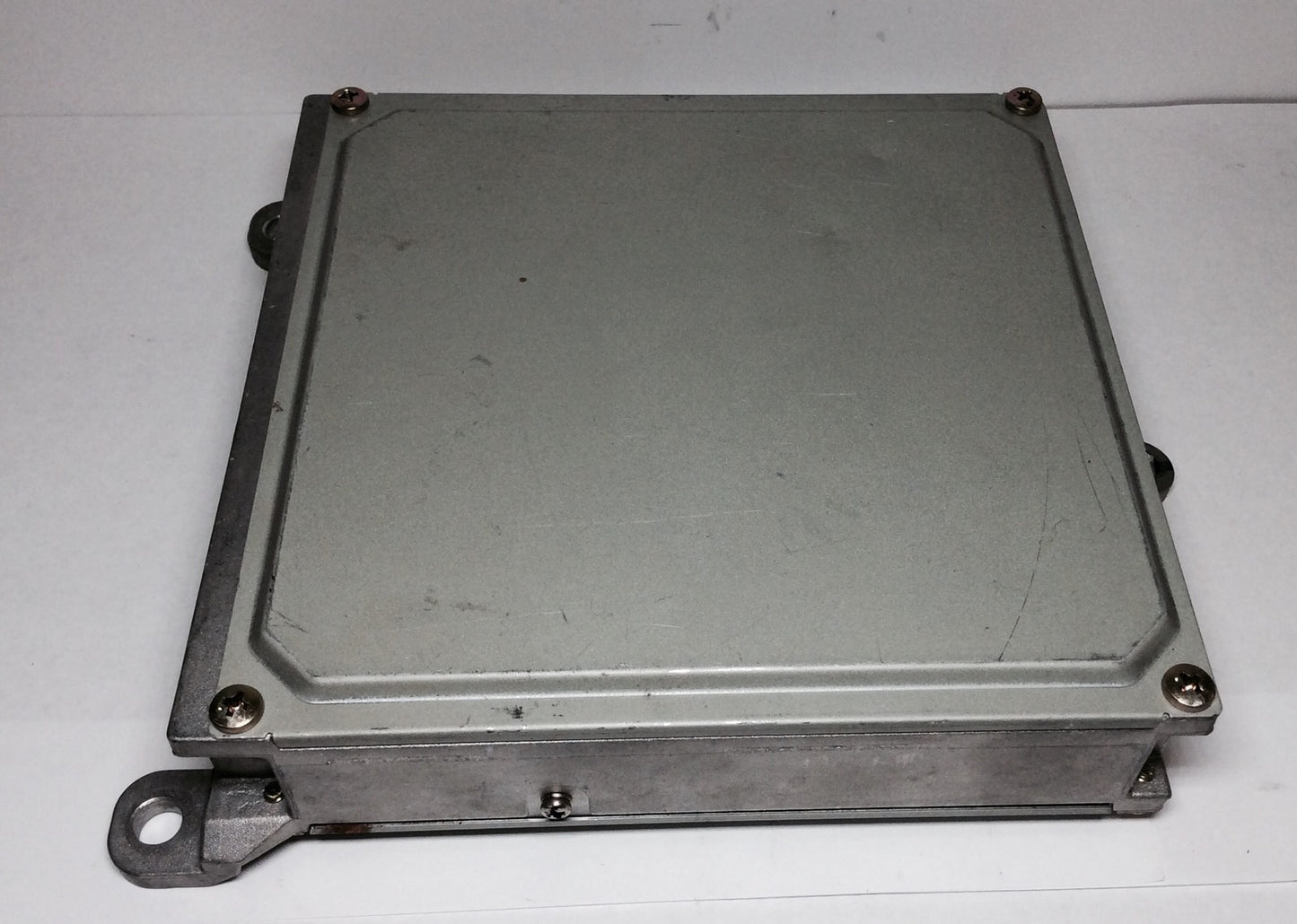 1994 Isuzu Oasis ECU 37820-PEB-A50