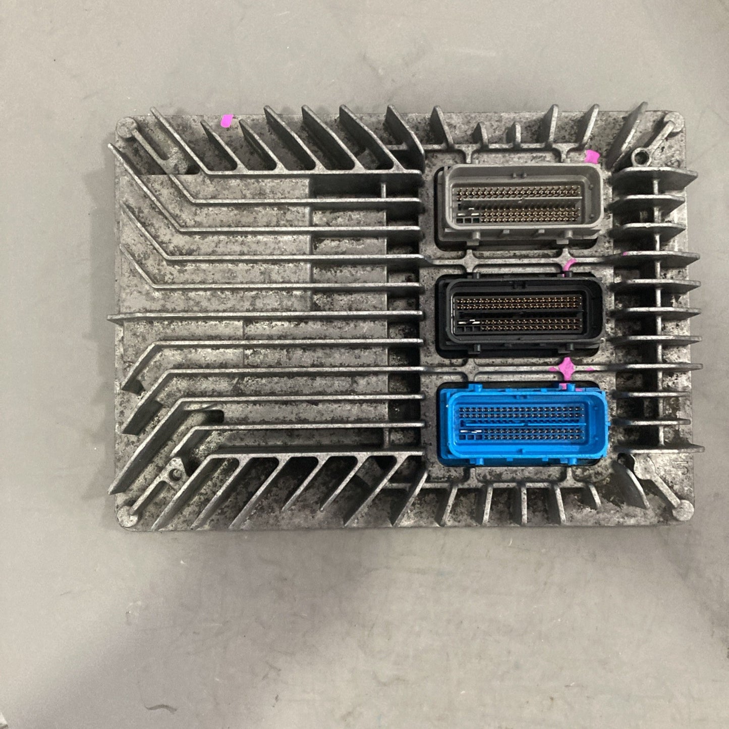 2010-2011 Chevrolet Equinox 2.4L  ECU/ECM  12642569