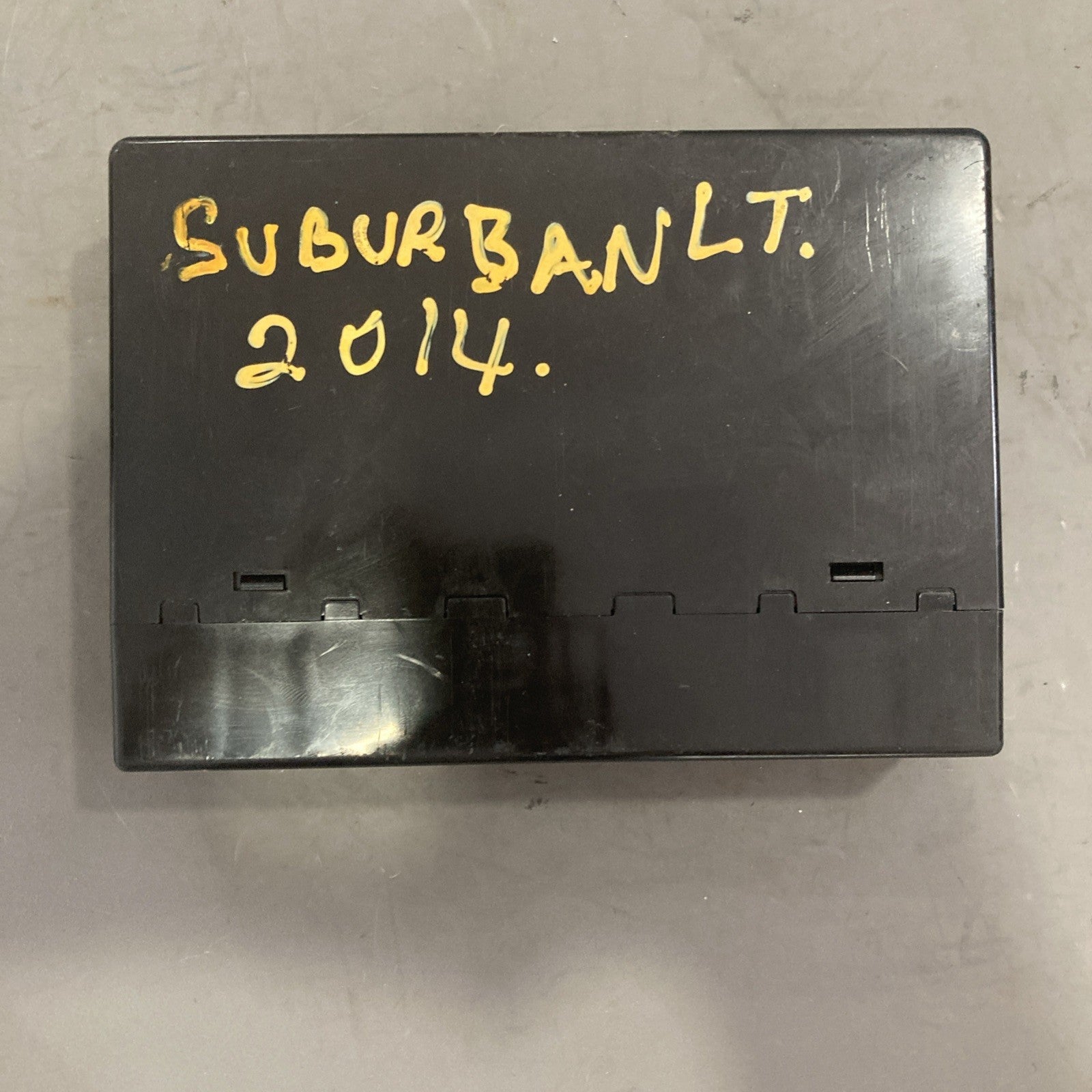 2013 Chevy Silverado 2500HD Body Control Module 22846365