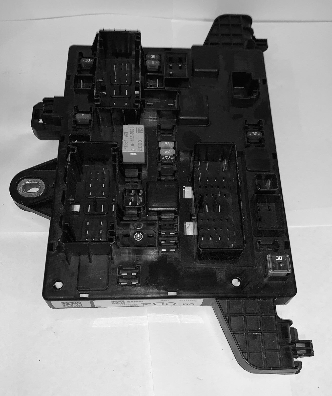 2013-2017 Buick Cascada Dashboard Fuse Box 365927271