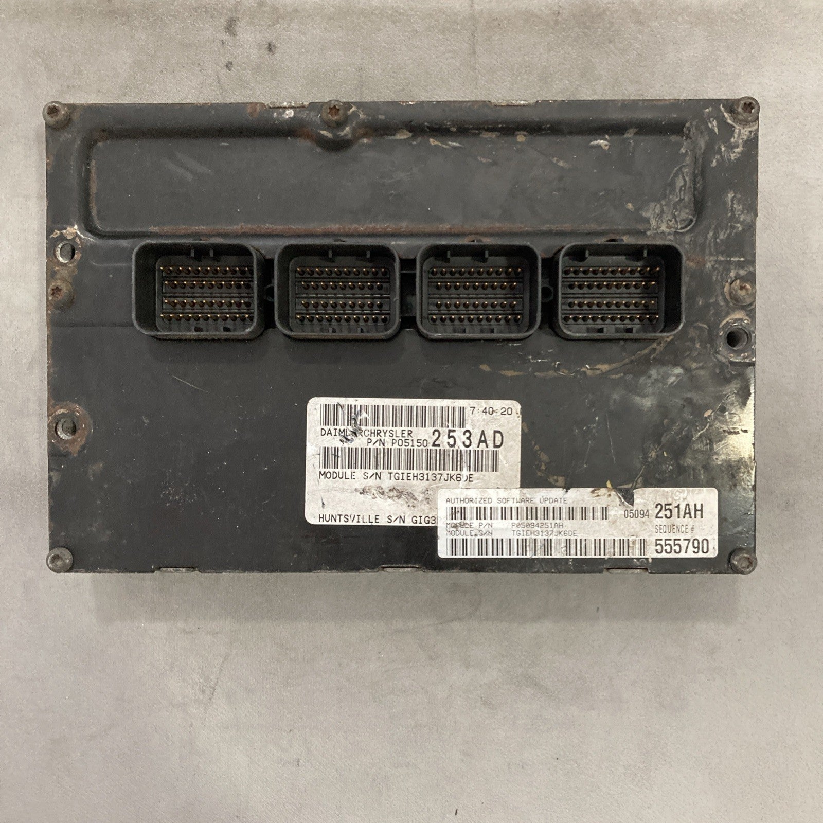 2008-2010 Dodge Caravan ECU/ECM P05150253AD