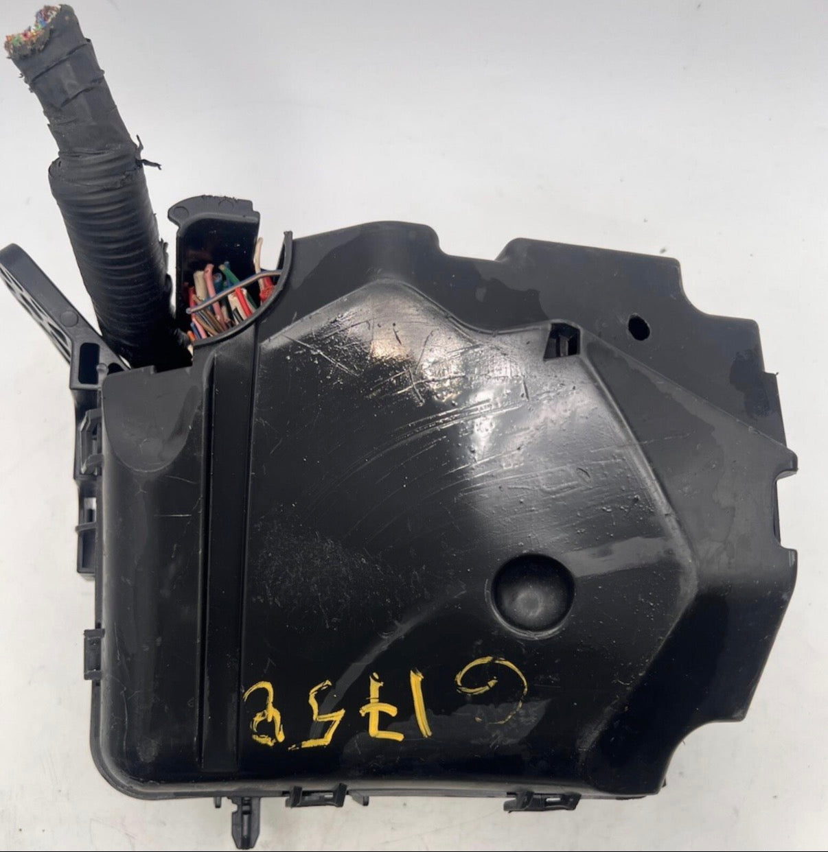 2016 Hyundai Elantra Engine Fuse Box 91265 3X060 30 day warranty